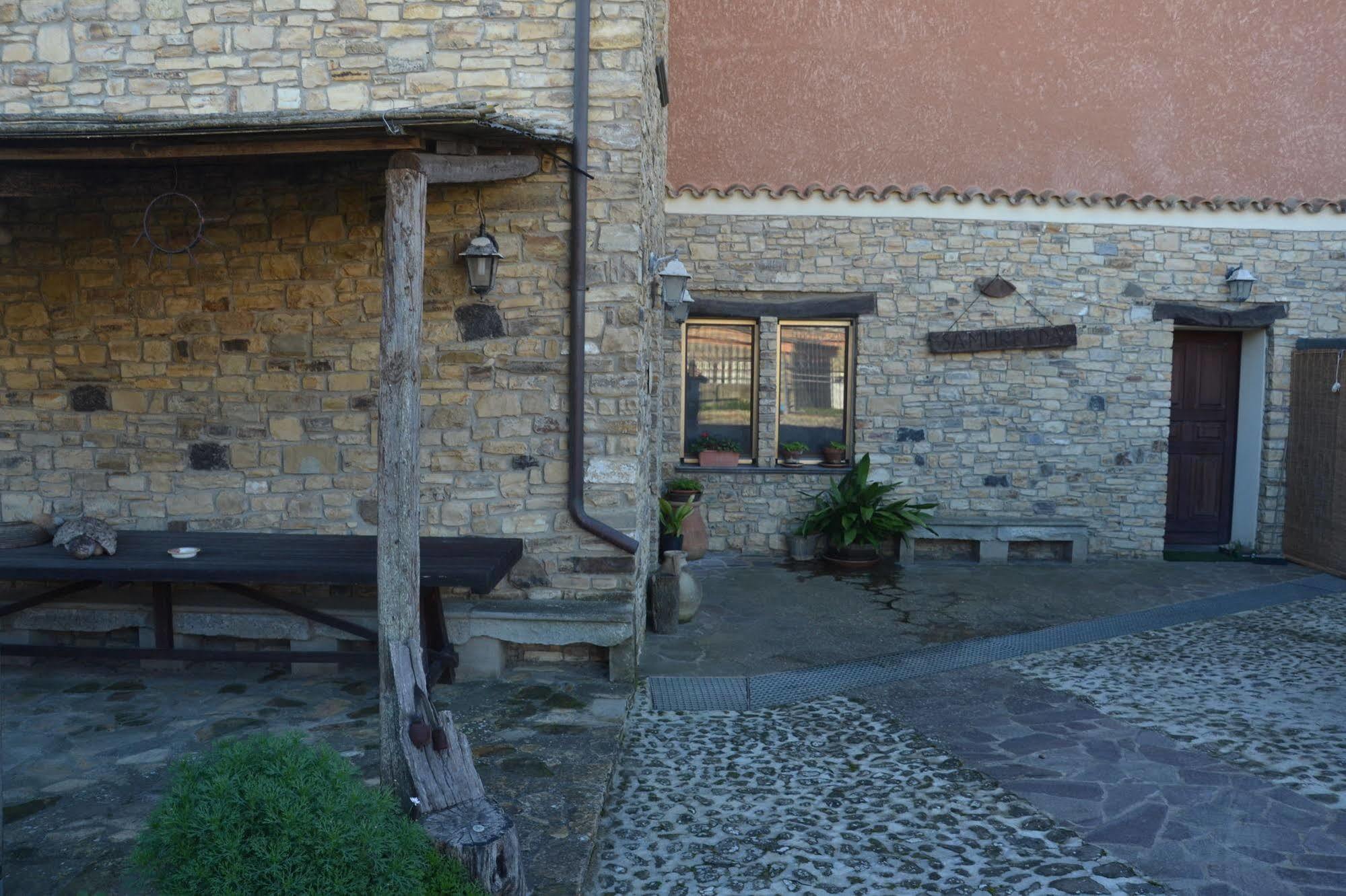 B&B Sa Muredda Сардара Екстер'єр фото